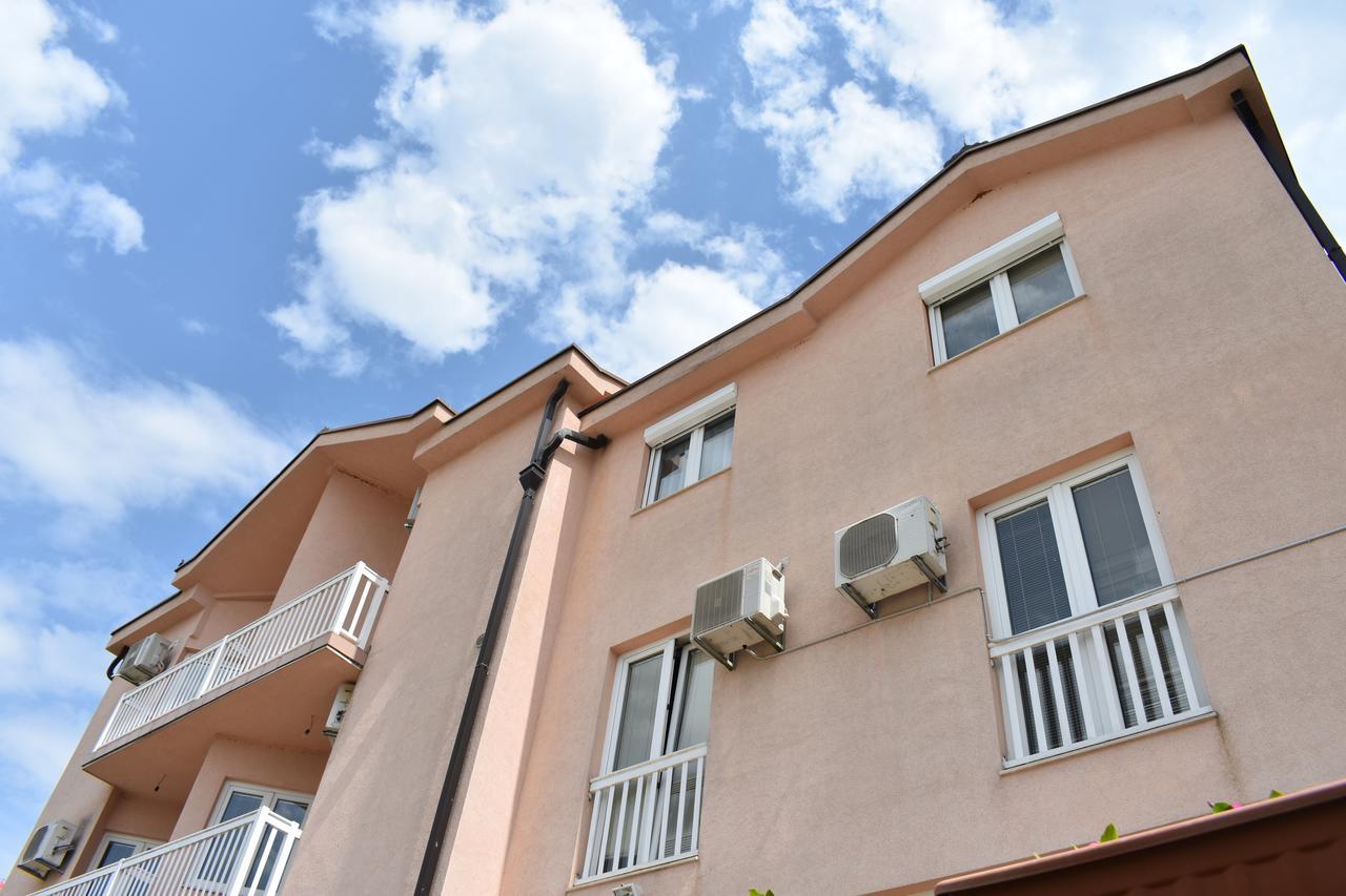 Međugorje Guest House Regina Mundi מראה חיצוני תמונה