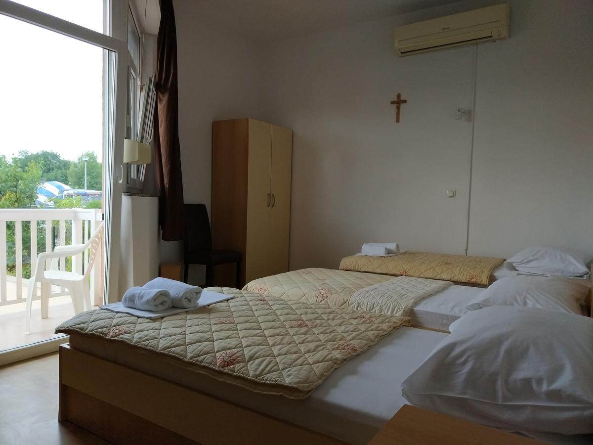Međugorje Guest House Regina Mundi מראה חיצוני תמונה